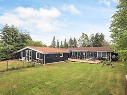 4 Star Holiday Home in Vaeggerlose