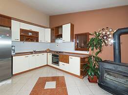 Mediterranean Stylish Villa With Pool in Kastel Stari