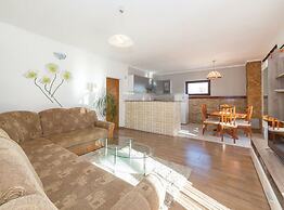 Mediterranean Stylish Villa With Pool in Kastel Stari