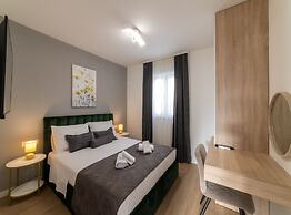 Luxury Kastela Villa With Heated Pool and Lounge Area