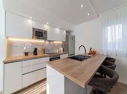 Luxury Kastela Villa With Heated Pool and Lounge Area