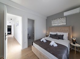 Luxury Kastela Villa With Heated Pool and Lounge Area