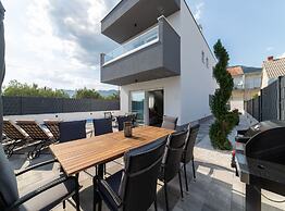 Luxury Kastela Villa With Heated Pool and Lounge Area