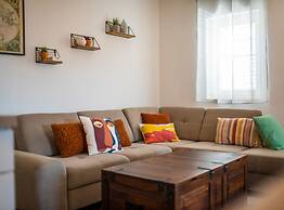 Charming and Tranquil Kastel Gomilica Apartment With Balcony and Patio