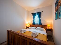 Charming and Tranquil Kastel Gomilica Apartment With Balcony and Patio