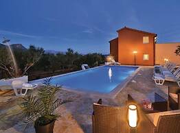 Exclusive Elegant Villa With Pool in Kastel Novi