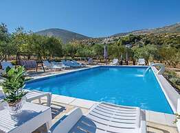 Exclusive Elegant Villa With Pool in Kastel Novi