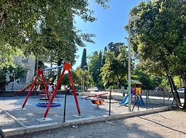 Bright and Cozy Apartment With Balcony in Kastel Luksic