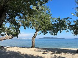 Bright and Cozy Apartment With Balcony in Kastel Luksic