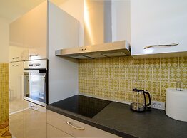 Modern Apartment Near Trogir Beach With Sea View Terrace and Lounge Ar