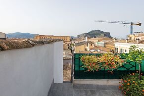 Alloro House With Terrace