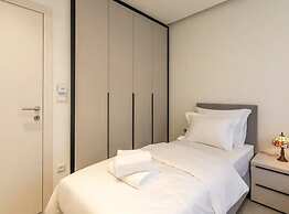 Sophisticated Oasis Residence Villa With Pool