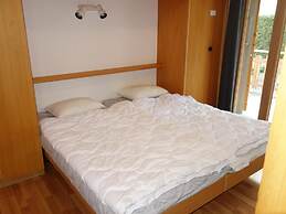 Mystical Apartment With Mountain Views