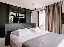 Luxury Contemporary Villa in Vodice With Pool, Sauna and Hot Tub