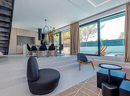 Luxury Contemporary Villa in Vodice With Pool, Sauna and Hot Tub