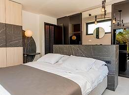 Luxury Contemporary Villa in Vodice With Pool, Sauna and Hot Tub