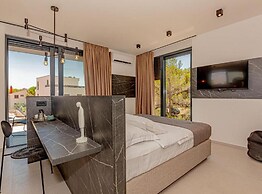 Luxury Contemporary Villa in Vodice With Pool, Sauna and Hot Tub