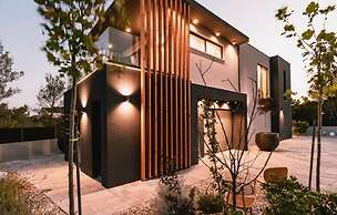 Luxury Contemporary Villa in Vodice With Pool, Sauna and Hot Tub