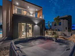 Luxury Contemporary Villa in Vodice With Pool, Sauna and Hot Tub