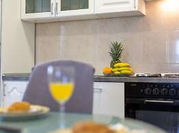 Peaceful and Cozy Holiday Home Near Imotski