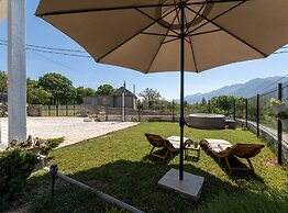 Peaceful and Cozy Holiday Home Near Imotski