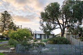 Pelican Cottage - Pet Friendly - Wifi