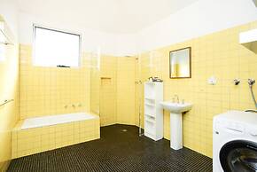 Pelican Cottage - Pet Friendly - Wifi