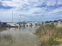 Pelican Cottage - Pet Friendly - Wifi