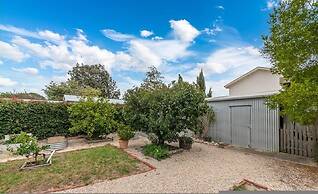 Milang Lakefront Retreat