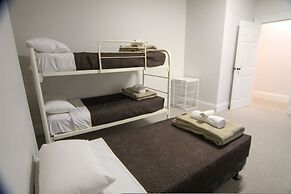 Seafield Tower Glenelg Apartment no 4