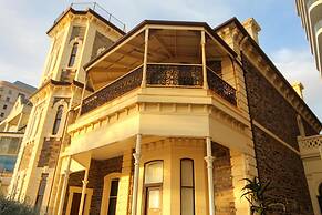 Seafield Tower Glenelg Apartment no 4