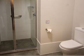 Seafield Tower Glenelg Apartment no 4