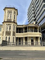 Seafield Tower Glenelg Apartment no 4