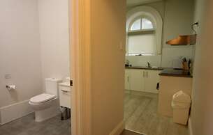 Seafield Tower Glenelg Apartment no 4