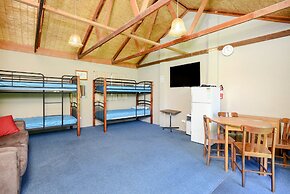 Beachfront Bliss - Wi-fi BBQ Group House