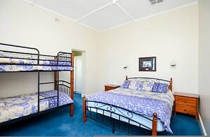 Beachfront Bliss - Wi-fi BBQ Group House