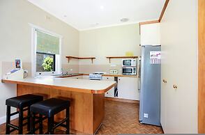 Beachfront Bliss - Wi-fi BBQ Group House