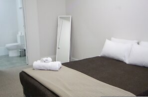 Seafield Tower Glenelg Apartment no 6