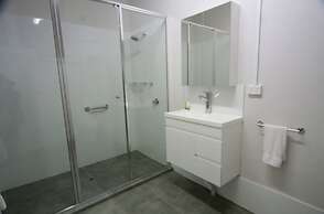 Seafield Tower Glenelg Apartment no 6