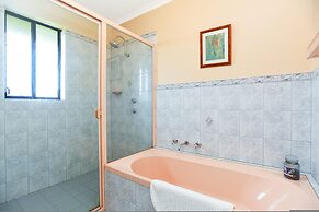 Encounter Bay Family Retreat Pets Welcome