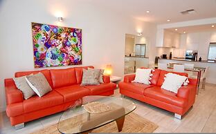 Breeze Beachfront Apartment no 9