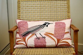 Breeze Beachfront Apartment no 9