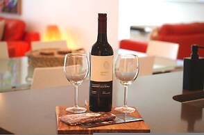 Breeze Beachfront Apartment no 9