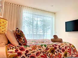 Breeze Beachfront Apartment no 9