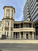 Seafield Tower Glenelg Apartment no 5