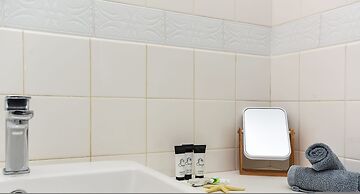 The Dolphins 7 - A View To Remember