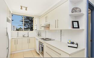 The Dolphins 7 - A View To Remember