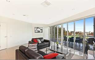 Gallery Resort Style Penthouse no 13