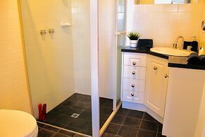 Vista Victor Harbor Beachfront Apartment no 4