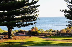 Vista Victor Harbor Beachfront Apartment no 4